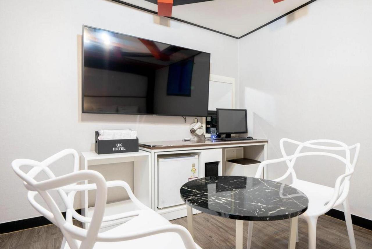 Hotel Uk Busan Dış mekan fotoğraf